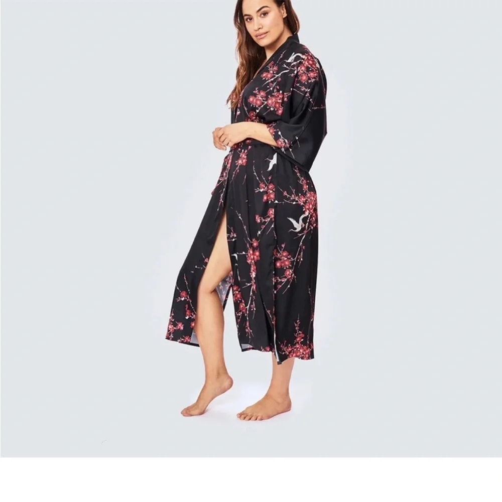 Kim + One Black Floral Cherry Blossom & Crane Robe - Picture 3 of 11